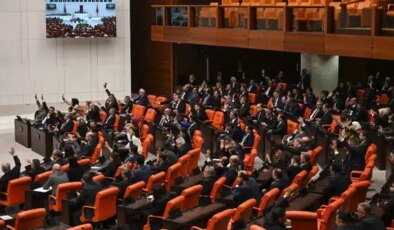 Madımak Katliamı’nın araştırılması önergesi AKP ve MHP oylarıyla reddedildi