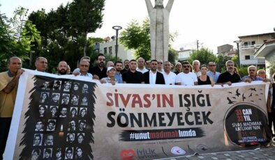 Madımak’ta hayatını kaybeden sanatçı ve aydınlar, Çukurova’da alındı