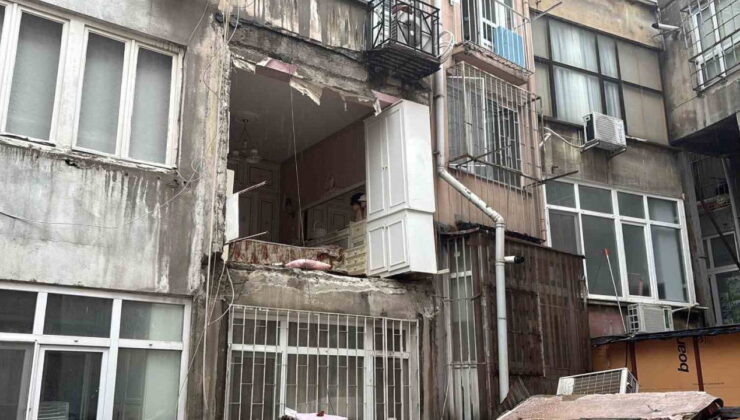 Nişantaşı’nda binanın duvarı çöktü: Mahalleli deprem oldu zannetti