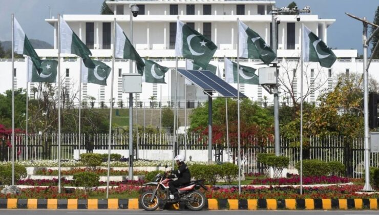 Pakistan, Çin’in teşvikiyle ABD ve İran arasında devreye girdi