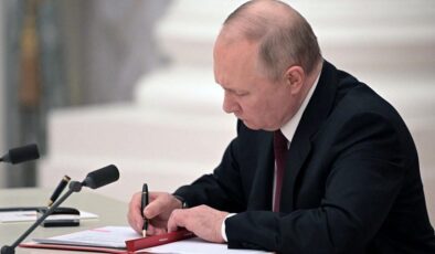 Rusya Devlet Başkanı Putin ordudaki asker sayısını artırdı