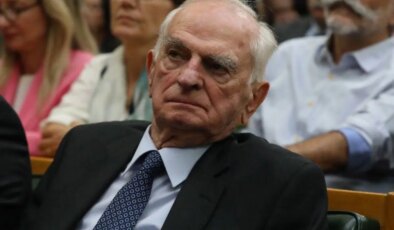 Son Dakika… 70 yıllık CHP’li Önder Sav istifa etti… Butlan yönetimine sert sözler: ‘Partinin genleriyle oynandı’