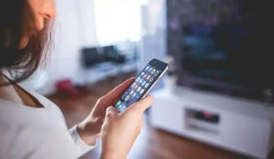 Toplu SMS atıp yasa dışı bahise yönlendiren şebekeye operasyon