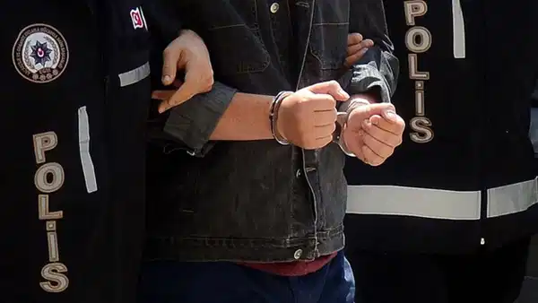 Uşak’ta uyuşturucu operasyonları: Toplam 12 şüpheliye tutuklama