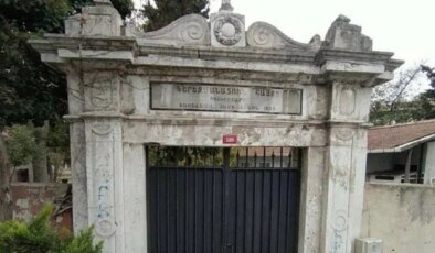 Üsküdar’daki Surp Garabet Ermeni Mezarlığı’na saldırı: 1 gözaltı