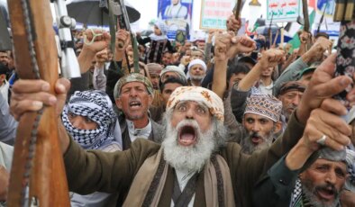 Yemen’de gerilim tırmanıyor: Hudeyde’de çatışmalar sürüyor