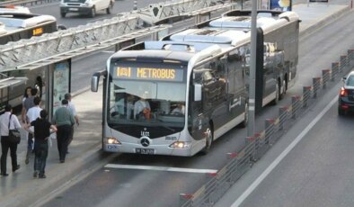 30 Ağustos Pazar günü toplu taşıma ücretsiz mi? Bugün Marmaray, metro, metrobüs, otobüs bedava mı?
