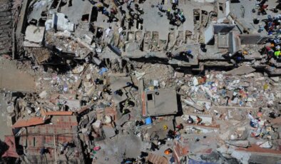 7,4’lük depremin ardından Kolombiya harekete geçti: Yeniden inşa başlıyor