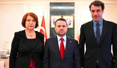 Akın Gürlek, Uğur Mumcu’nun ailesiyle görüştü