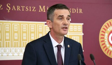 AKP’ye geçeceği iddia ediliyordu… Ümit Dikbayır’dan videolu açıklama: ‘Teklif geldi, Erdoğan’la görüştüm’