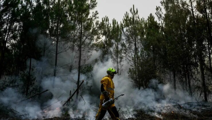 Alevlerin altından cephanelik çıktı: 400 mühimmat bulundu
