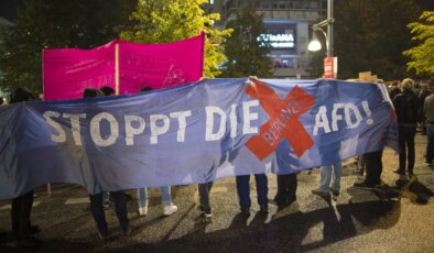 Almanya’da 10 bin kişi AfD’nin yasaklanması için yürüdü