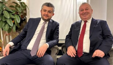 Cemal Enginyurt’a “evlat gibi danışman” darbesi! “Elden alıp hesaplarına atardım”