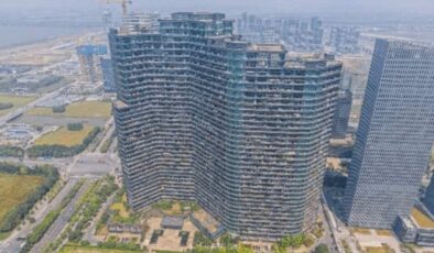 Çin’de 20 bin nüfuslu bütün ilçe tek binada yaşıyor