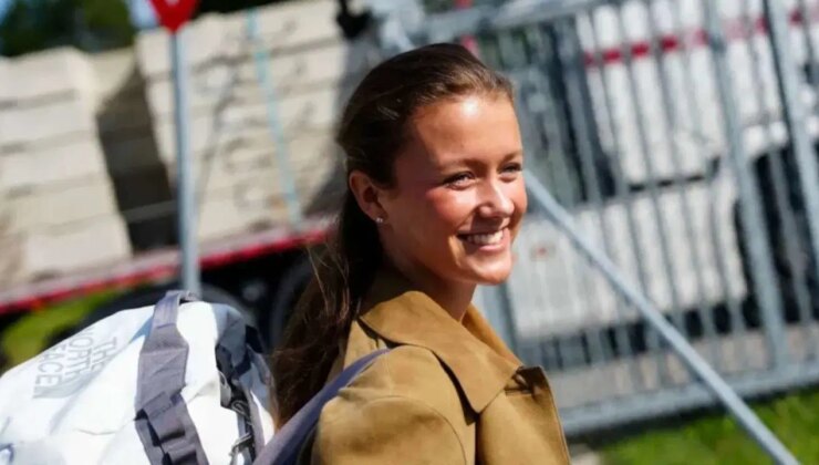 Danimarka Prensesi Isabella askerlik görevine başladı