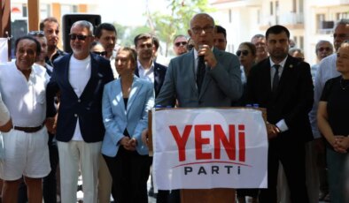 Datça Belediye Başkanı Aytaç Kurt ve meclis üyeleri YENİ Parti’ye geçti