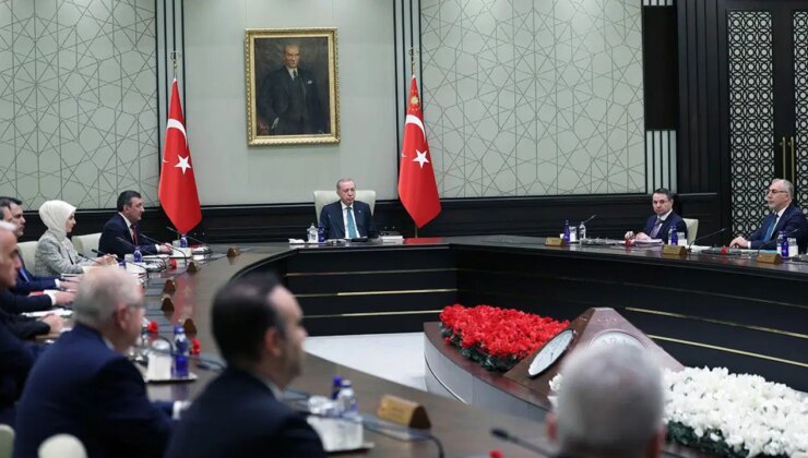 Dikkat çeken kulis… Kabine değişikliği bekleniyor: İşte ‘görevden alınacak’ o Bakanlar!