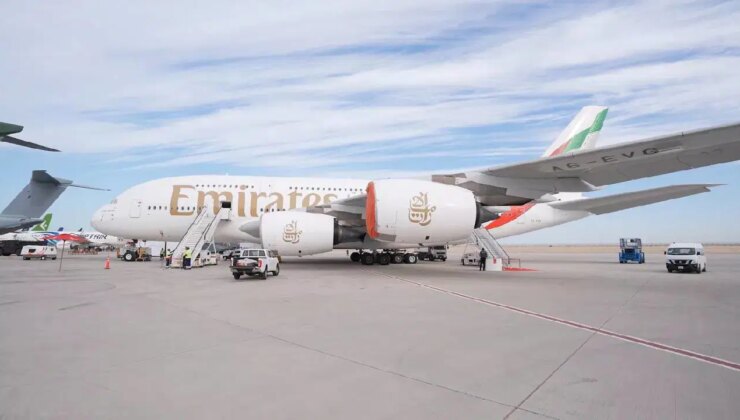 Dubai-New York seferi yapan uçak  İstanbul Havalimanı’na iniş yaptı