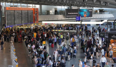 Frankfurt Havalimanı’nda sıtma bulaşan 2 çalışan öldü