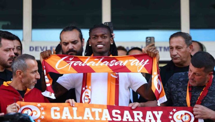 Galatasaray’ın Yıldızı Leao İstanbul’da