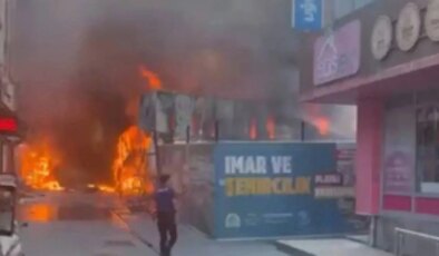 Gebze’de metro şantiyesinde yangın: 2 işyeri kullanılamaz hale geldi
