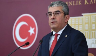 Gökhan Günaydın’dan dikkat çeken ‘Erdal Beşikcioğlu’ eleştirisi