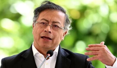 Gustavo Petro: İsrailli arama kurtarma ekibi deprem çalışmalarına katılmadı