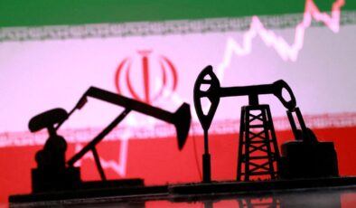 İran’dan ABD ablukasına meydan okuma: Petrol satmaya devam ediyoruz