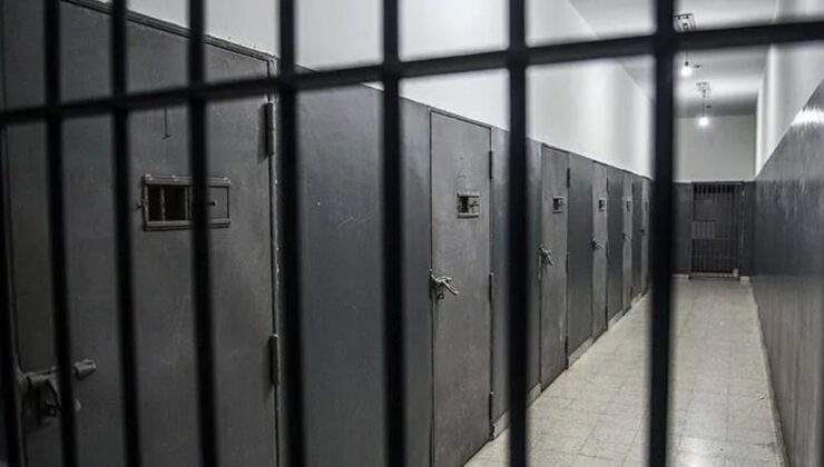 İsrail hapishanelerindeki kötü muamele: Filistinli esir tek tek anlattı