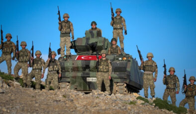 İsrail medyasında Türkiye alarmı: Bir gecede askeri üs kurabilirler