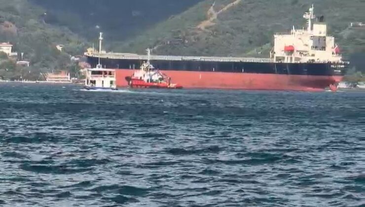 İstanbul Boğazı’nda gemi trafiği çift yönlü askıya alındı -2 / Görüntüyle