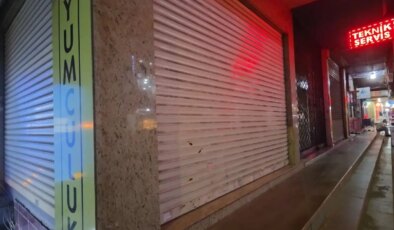 İstanbul’da kuyumcu dükkanına silahlı saldırı!