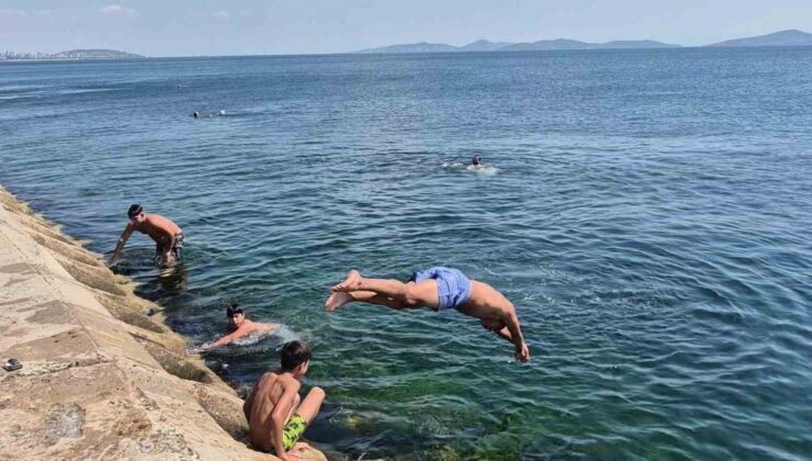İstanbul’da Sıcak Havaya Caddebostan Sahili’ne Akın