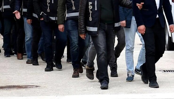 İstanbul’da suç örgütü Ay Grubu’na operasyon: 12 şüpheli yakalandı