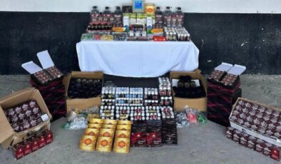 Kaçak alkol ve cinsel gücü artırıcı hap operasyonu: Depodan servet çıktı!