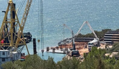 Kıyıkışlacık’ta ‘maden iskelesi’ tartışması: Çevreciler tepki gösterdi, resmi kurumlar ‘izinler mevcut’ dedi