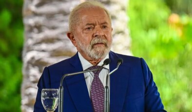 Lula da Silva, yeniden devlet başkanı adayı ilan edildi: ‘Ben yaşadığım sürece bu ülkeyi aşırı sağ yeniden yönetemeyecek’