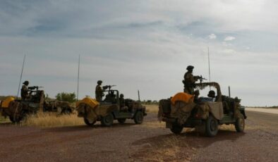Mali’de askeri üsse saldırı: 50’den fazla terörist öldürüldü