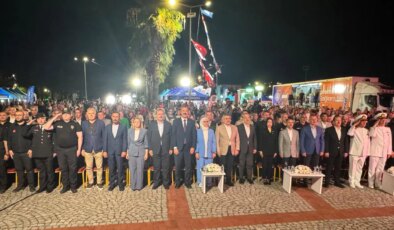 Marmara Depremi’nde hayatını kaybedenler Gölcük’te anıldı