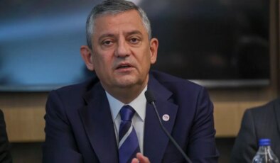 Özgür Özel, Kayseri’de ‘sürprizi’ açıkladı: ‘Seçimde söyleyecektik ama dün ağzımdan kaçırdım…’