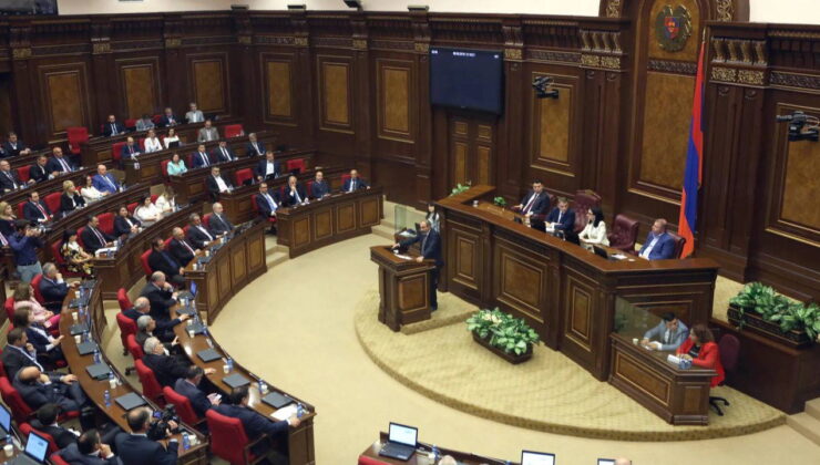 Paşinyan’ın 5 yıllık programı kabul edildi: Ankara ve Bakü ile ilişkilerde yeni sayfa