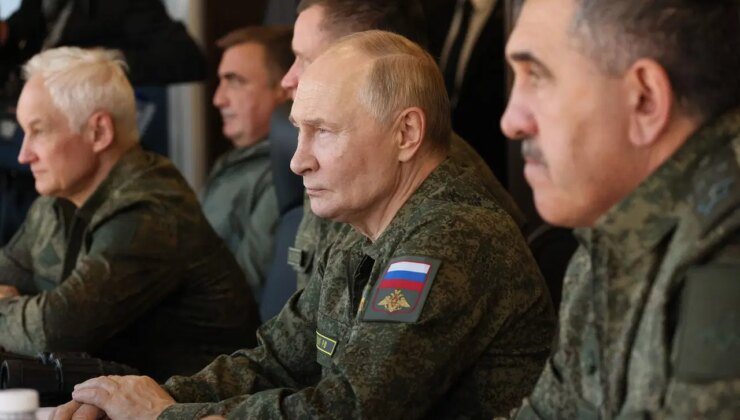 Putin’den Rus ordusunda kapsamlı değişiklik: Kritik görevlere yeni atamalar