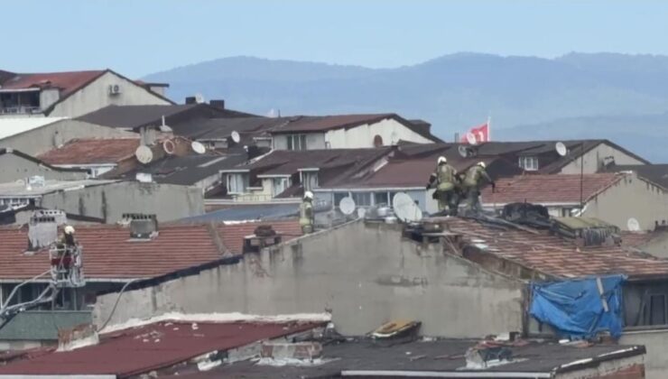 Sultangazi’de Çatı Tadilatında Yangın Panik Yarattı