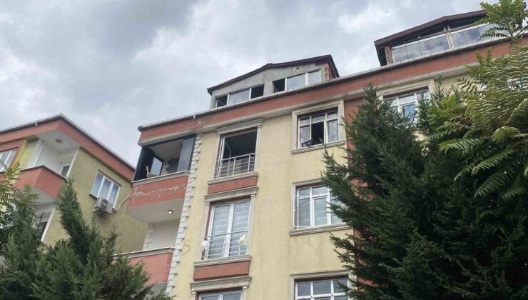 Sultangazi’de Yangın Panigi: Ev Kül Oldu, Can Kaybi Yok