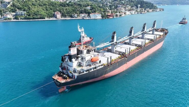 Ukrayna’nın saldırısına uğramıştı: İstanbul Boğazı çift yönlü trafiğe kapatıldı