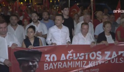 YENİ Parti’den Bahçelievler’de 30 Ağustos yürüyüşü