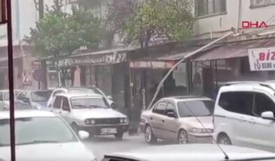 Adana’da sağanak etkili oldu: Ev ve işyerlerini su bastı
