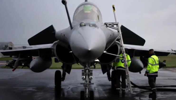 Almanya’da ABD askeri üssü yakınında F16 düştü: 1 yaralı