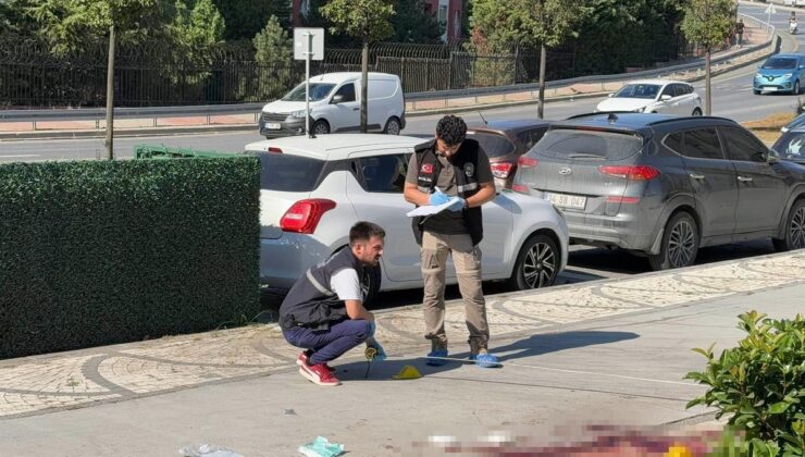 Alt kata su sızdı, kavga parkta patladı: 1’i ağır 3 yaralı