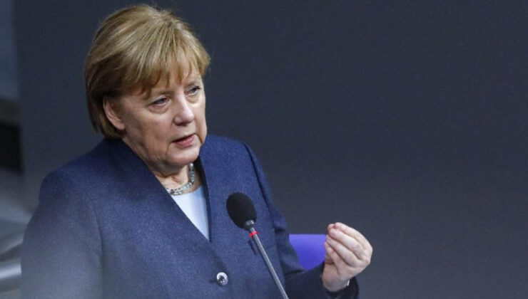 Angela Merkel’den AfD zaferine “Kalbim kanıyor” yorumu